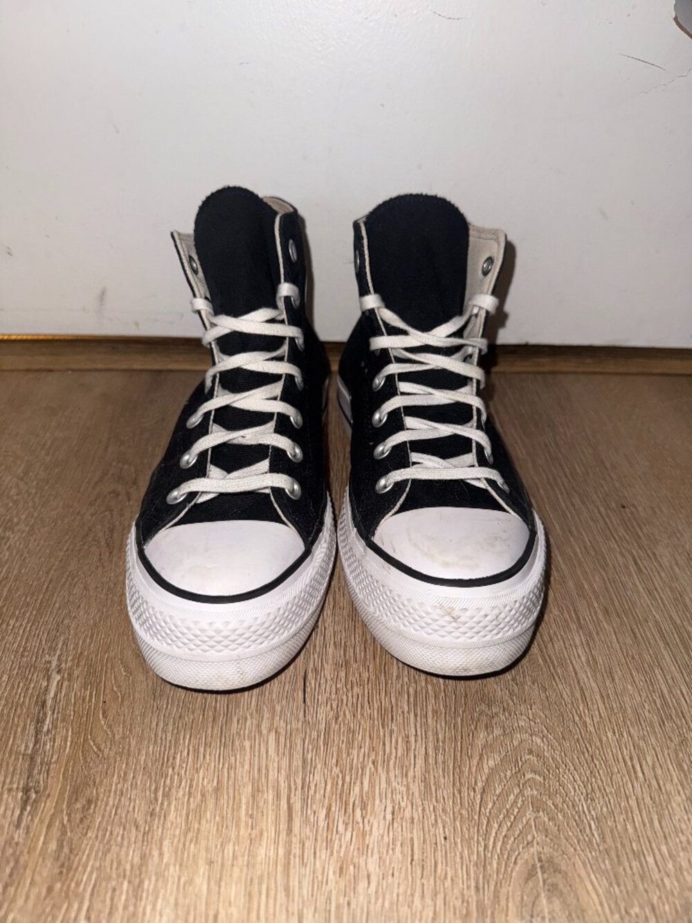 Converse Chuck Taylor All Star Lift Platform High Tops – Black – Size 8